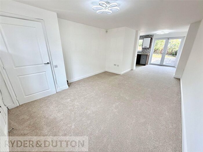 4 Bedroom Semi-Detached House To Rent In Ashville Terrace, Manchester, Greater Manchester, M40