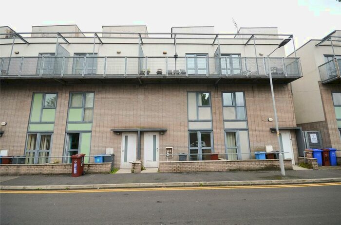 3 Bedroom House To Rent In Boston Street, Hulme, Manchester, M15