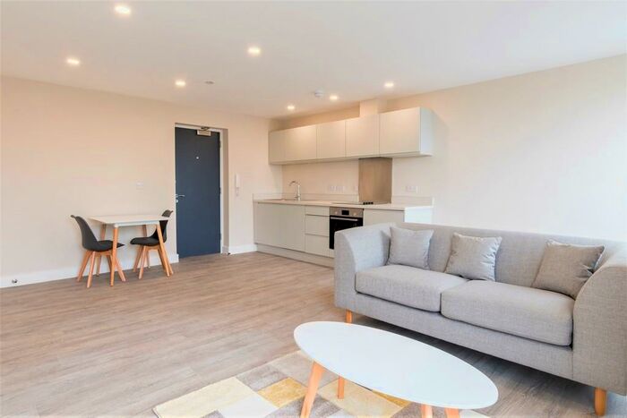 2 Bedroom Apartment To Rent In Northgate House, Stonegate Road, LS6