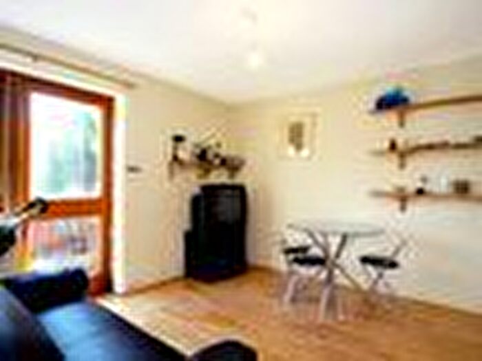 1 Bedroom Flat To Rent In Third Avenue, London, E12