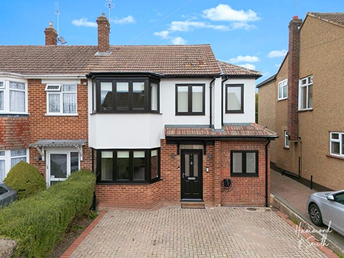 4 Bedroom End Of Terrace House To Rent In Dukes Close, North Weald, CM16