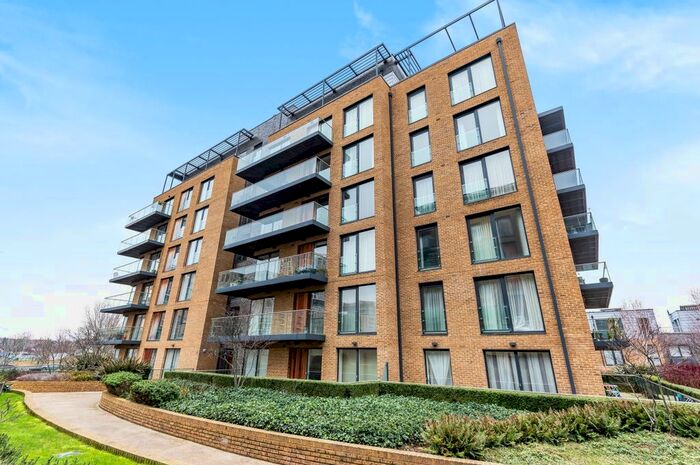 2 Bedroom Flat To Rent In Tizzard Grove, London SE3