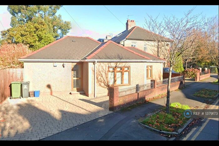 2 Bedroom Detached House To Rent In Caerphilly Road, Llanishen, Cardiff, CF14
