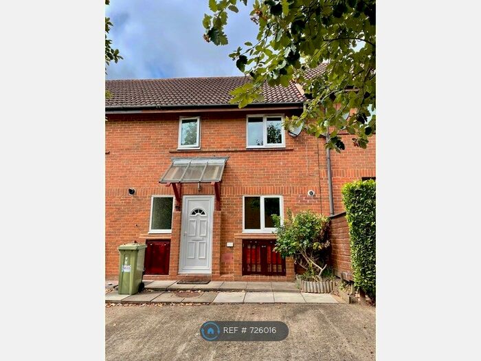 2 Bedroom Terraced House To Rent In Khasiaberry, Milton Keynes, MK7