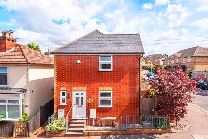 2 Bedroom Detached House For Sale In Quarry Road, Tunbridge Wells, TN1
