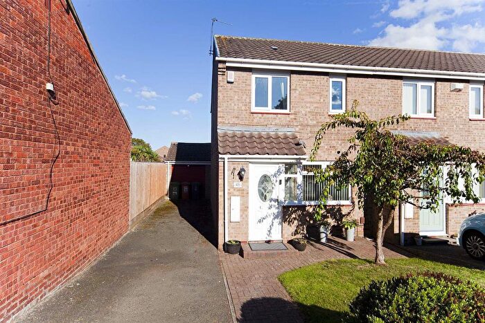 3 Bedroom End Terrace House For Sale In Mildenhall Close, Hartlepool, TS25