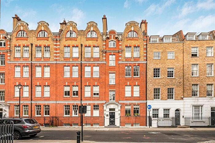 1 Bedroom Flat To Rent In Riding House Street, London, W1W