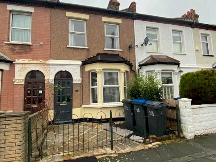 3 Bedroom Terraced House To Rent In Westgate Road, London, SE25
