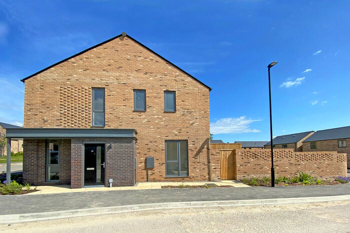 3 Bedroom Semi-Detached House To Rent In Fewston Drive, Harrogate, HG3