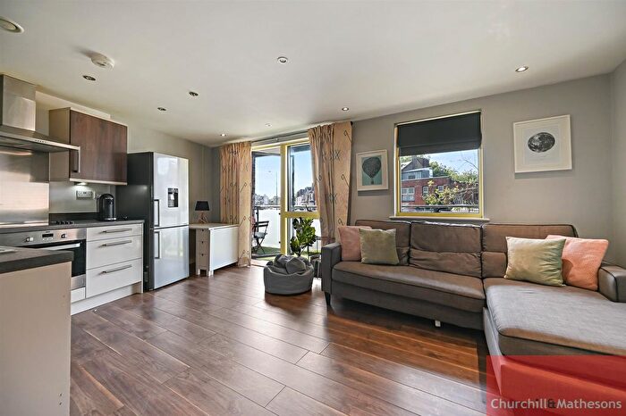 2 Bedroom Flat To Rent In Craven Park, London, NW10