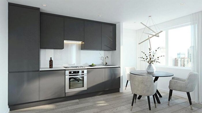 Apartment To Rent In Woking, Surrey, GU21