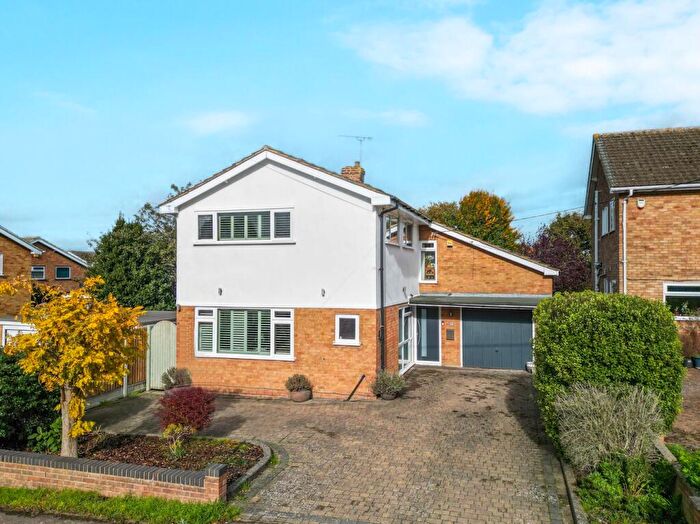 4 Bedroom Detached House For Sale In Bellevue Road, Billericay, CM12