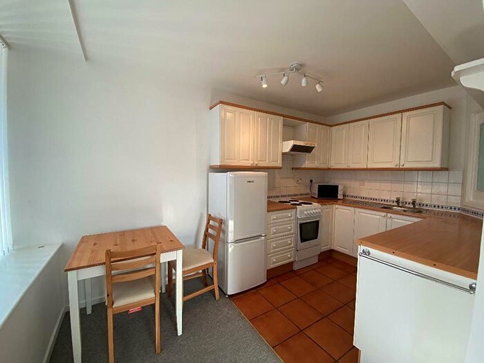 2 Bedroom Flat To Rent In Phoenix House, Hull, HU1