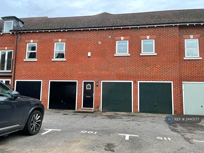 2 Bedroom Penthouse To Rent In Cavell Drive, Bishop's Stortford, CM23