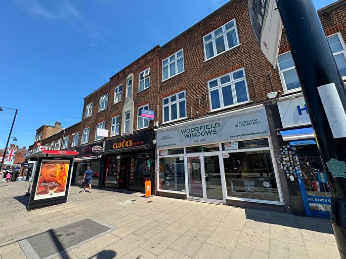 4 Bedroom Flat To Rent In Victoria Road, Ruislip Manor, HA4