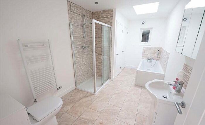 2 Bedroom Cottage To Rent In Goblin Combe - Cleeve Hill Road Area, Cleeve, BS49