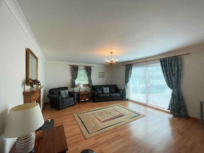 3 Bedroom Bungalow For Sale In The Whangie, Banavie, Fort William, PH33