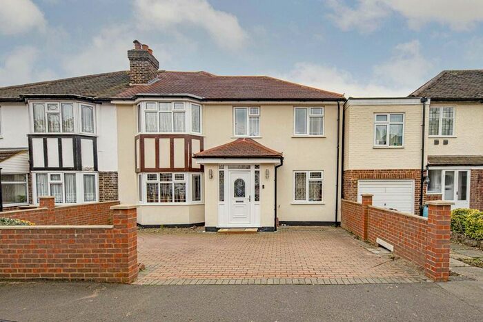 5 Bedroom Property To Rent In Burlington Road, Osterley, Isleworth, TW7