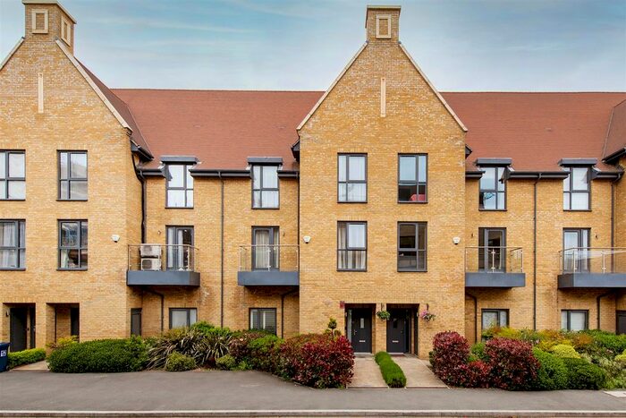 4 Bedroom Terraced House To Rent In Royal Engineers Way, London, NW7