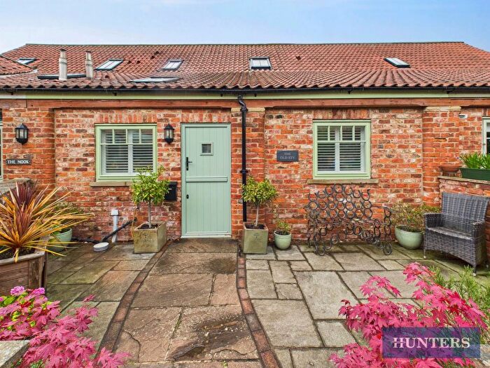 3 Bedroom Barn Conversion For Sale In West Street, Muston, Filey, YO14