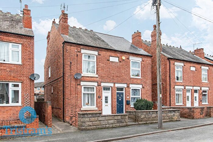 3 Bedroom Semi Detached House For Sale In Milton Road, Ilkeston, DE7
