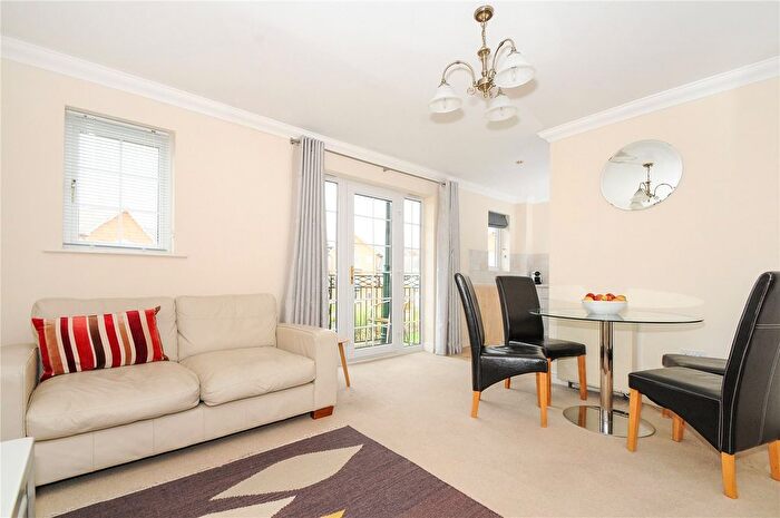 2 Bedroom Flat To Rent In Knights Place, St. Leonards Road, Windsor, Berkshire, SL4