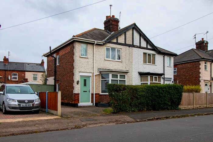 3 Bedroom Semi-Detached House To Rent In New Tythe Street, Long Eaton, Nottingham, NG10