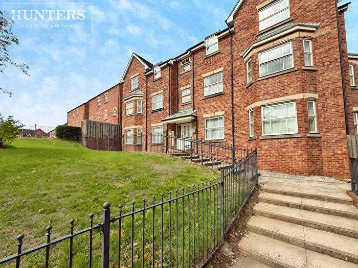 2 Bedroom Flat To Rent In Aston Chase, Hemsworth, Pontefract, WF9