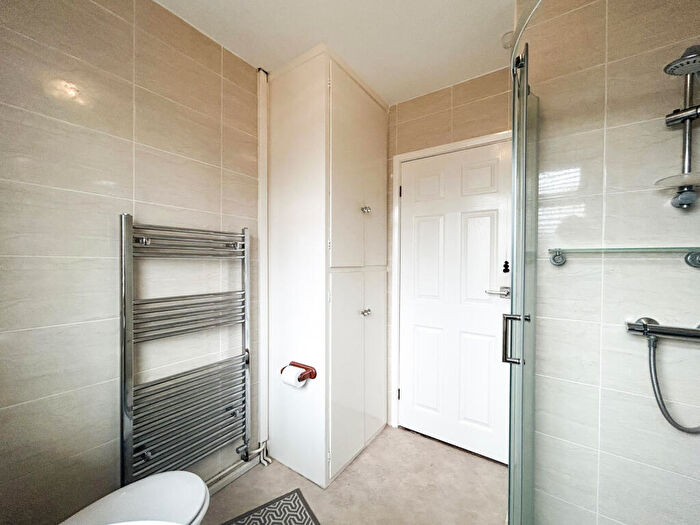 1 Bedroom Bungalow For Sale In Bottesford, DN17