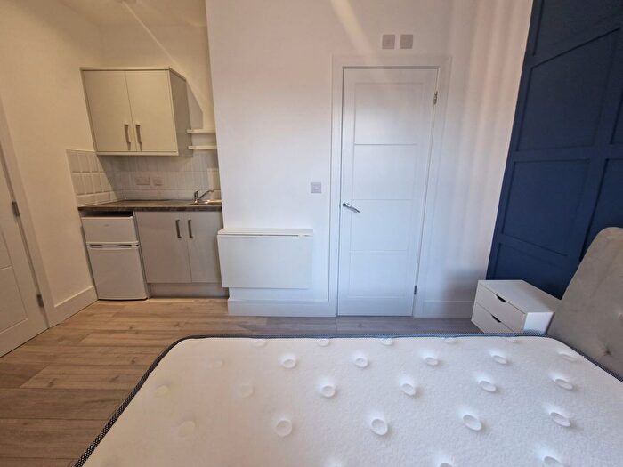 1 Bedroom Studio To Rent In Francis Street, Luton, Bedfordshire, LU1