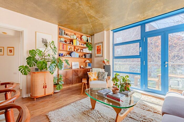 1 Bedroom Flat To Rent In Pritchards Road, London, E2