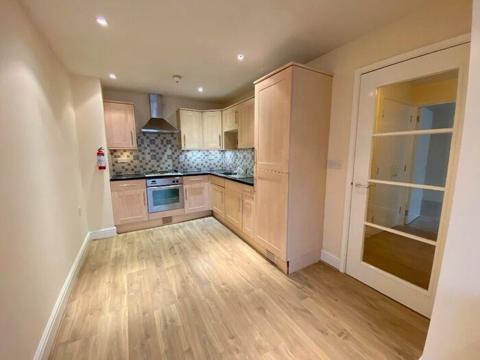 2 Bedroom Apartment To Rent In Commercial Road, Town Centre, Swindon, SN1