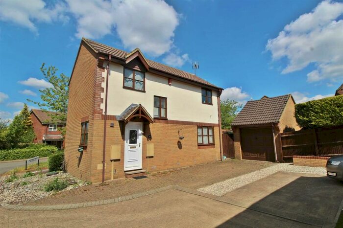 3 Bedroom Detached House To Rent In Rosemullion Avenue, Tattenhoe, Milton Keynes, MK4