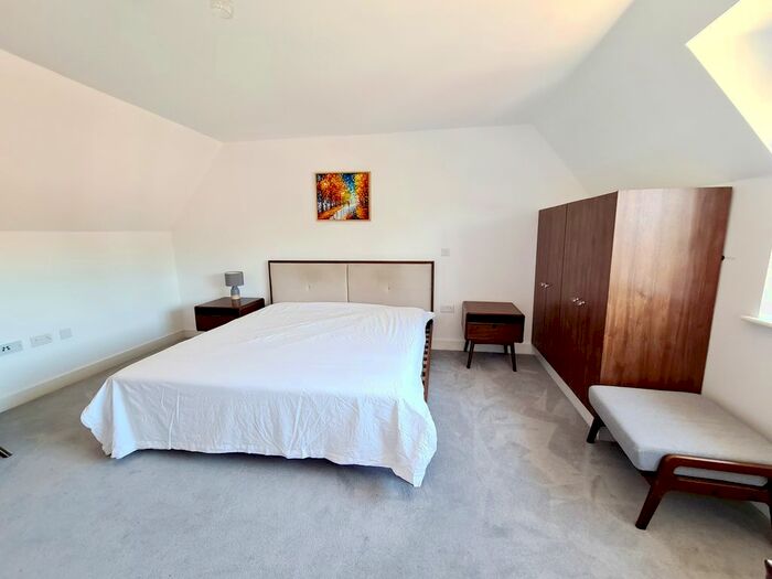 4 Bedroom Terraced House To Rent In Guardhouse Way, Finchley, NW7