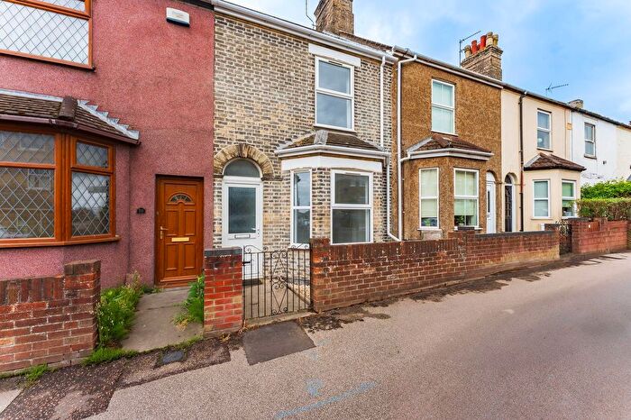 3 Bedroom Terraced House To Rent In Bridge Road, Oulton Broad, NR32