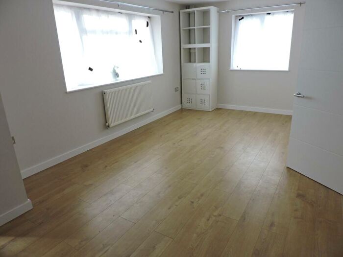 2 Bedroom End Of Terrace House To Rent In Langstone Walk, Fareham, PO14