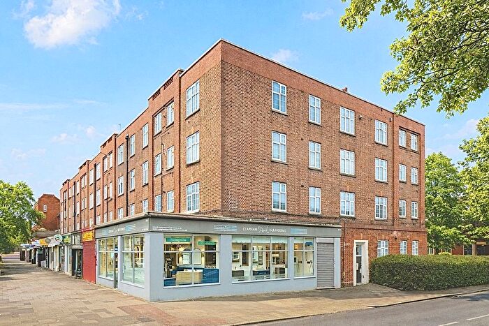 1 Bedroom Flat For Sale In Ascot Court, Clapham Park Road, London, SW4