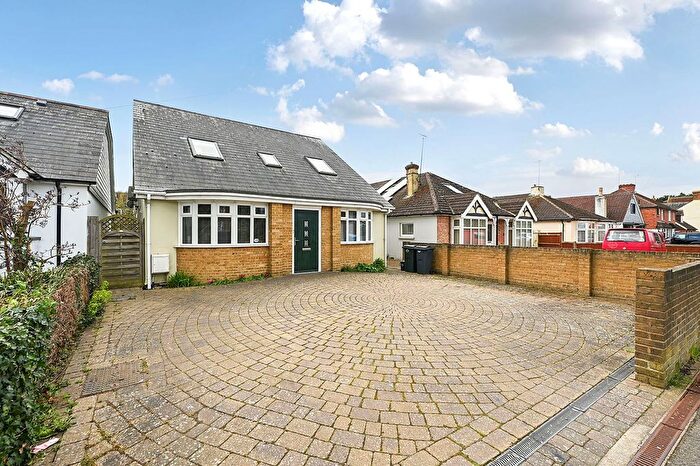 4 Bedroom Detached Bungalow For Sale In Hythe Road, Willesborough, TN24