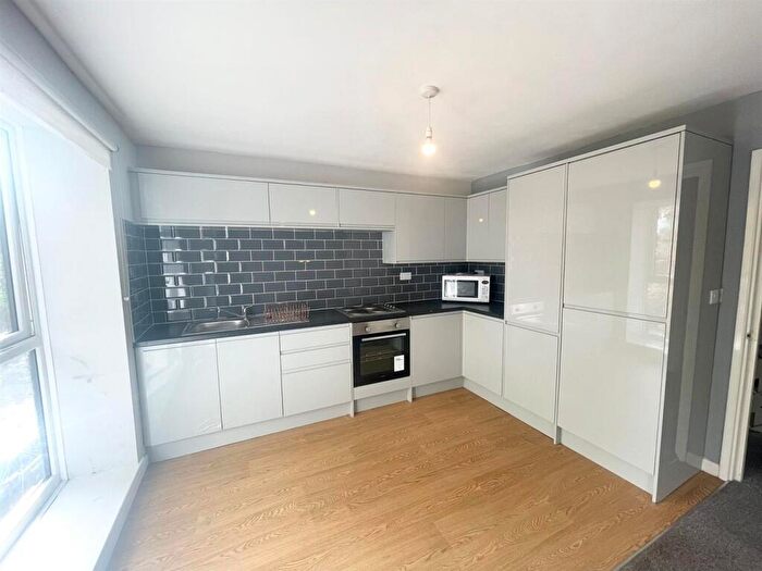 5 Bedroom Terraced House To Rent In **£ppw Excl Bills** Park Ravine, The Park, NG7