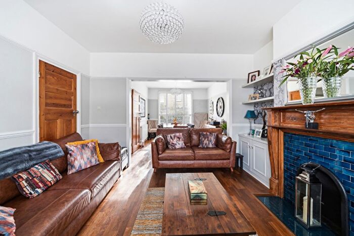 3 Bedroom Semi-Detached House For Sale In Tatnell Road, London, SE23