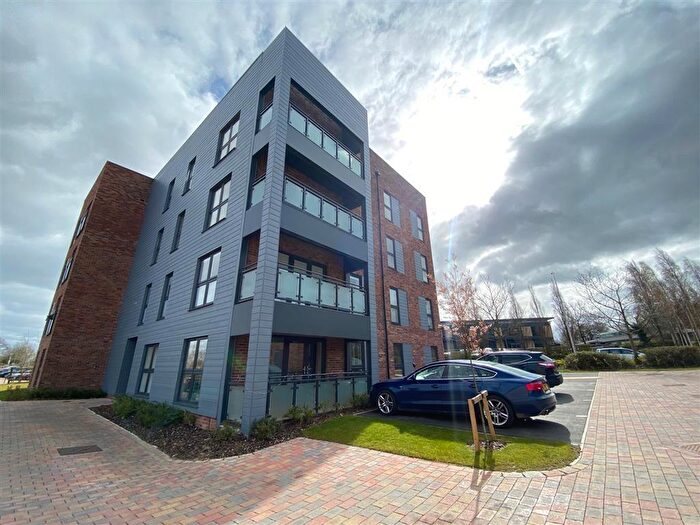 2 Bedroom Apartment To Rent In Elm Road, Shirley, Solihull, B90