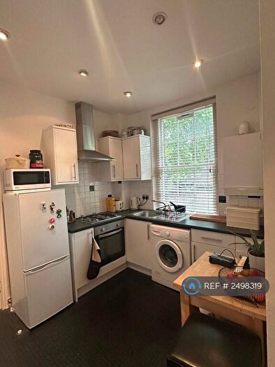 2 Bedroom Flat To Rent In Tibberton Square, London, N1