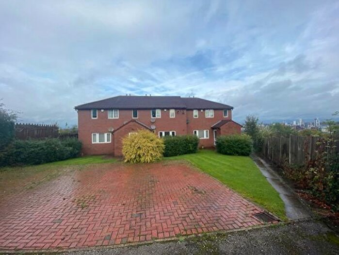 1 Bedroom Flat To Rent In Fairfax Court, Beeston Leeds, LS11