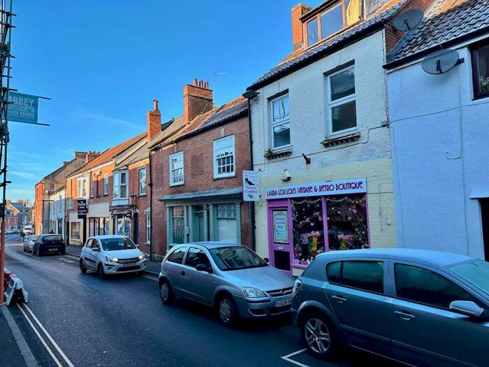 2 Bedroom Apartment To Rent In Benedict Street, Glastonbury, BA6