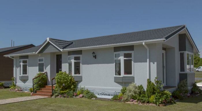 2 Bedroom Park Home For Sale In The Goodwood, Heathfield Park, Bicester, OX5