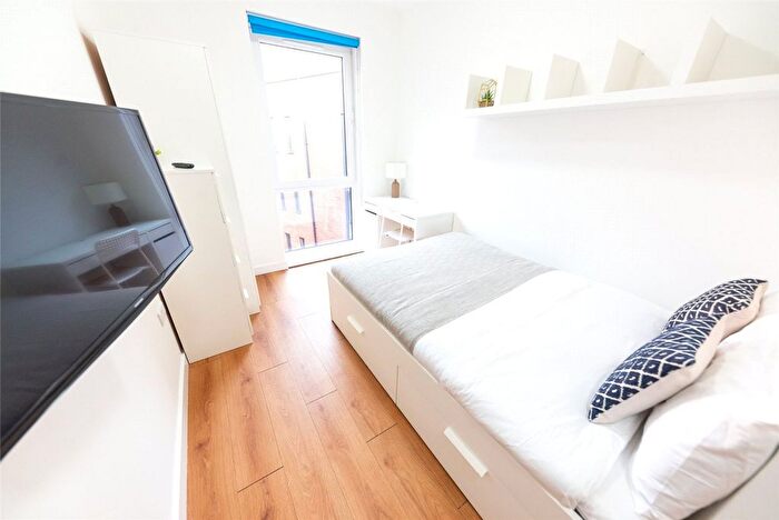 Studio To Rent In Seymour St, Liverpool, L3
