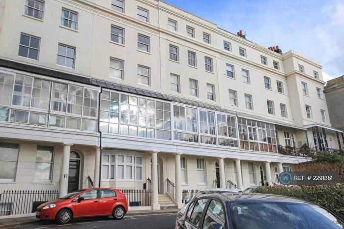 1 Bedroom Flat To Rent In Marine Square, Brighton, BN2