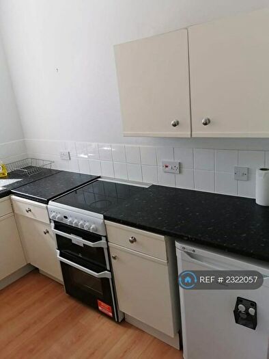 2 Bedroom Flat To Rent In Cowane Street, Stirling, FK8
