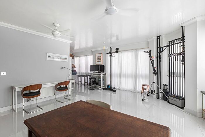 1 Bedroom Flat For Sale In Cheshire Street, London, E2