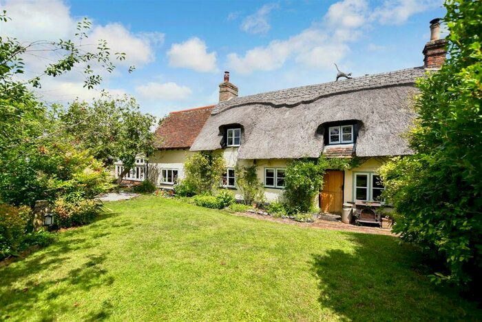 4 Bedroom Detached House For Sale In Shuart Lane, St Nicholas At Wade, Birchington, Kent, CT7